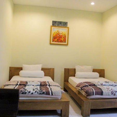 Putri Homestay Sanur Buitenkant foto