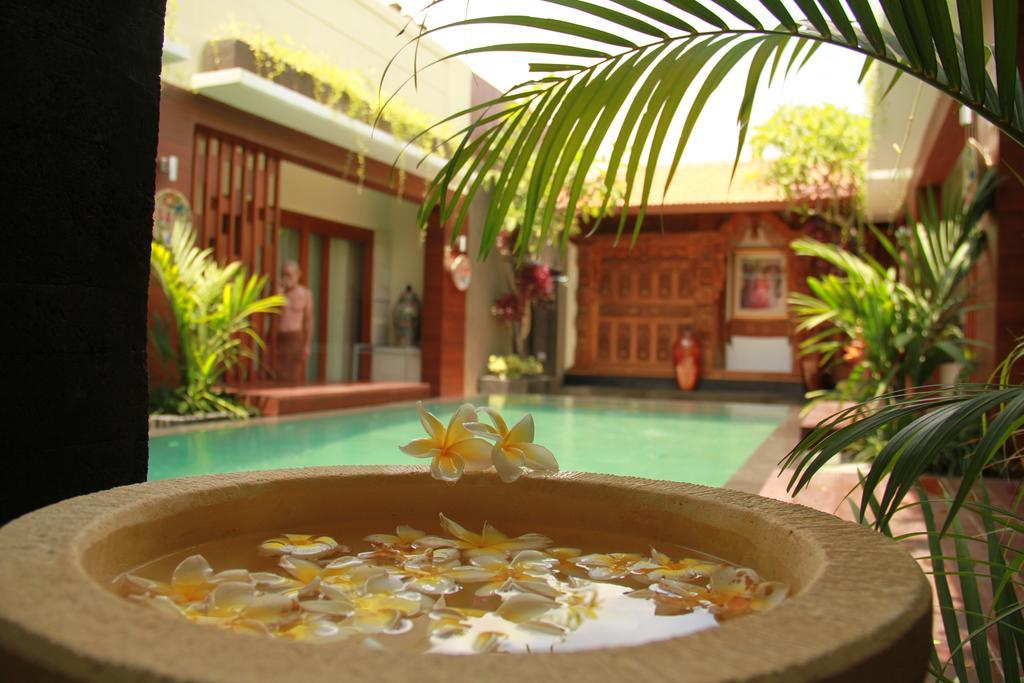 Putri Homestay Sanur Kamer foto