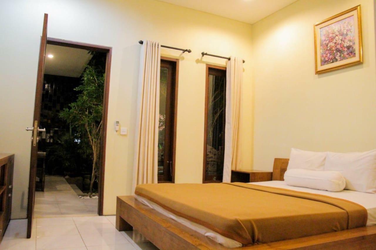 Putri Homestay Sanur Buitenkant foto